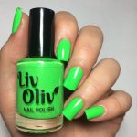 Euphoria swatch - bright neon green gloss top coat